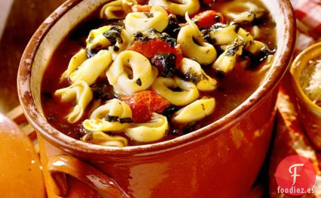 Sopa de Tortellini y Espinacas