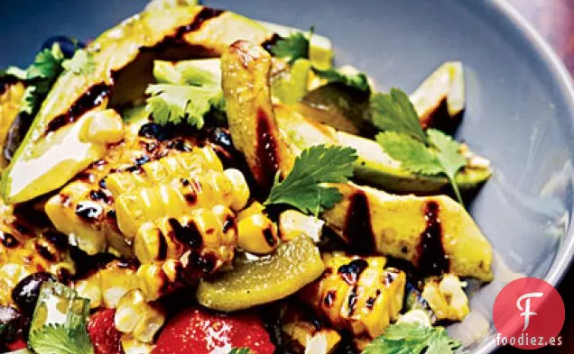 Ensalada de Maíz a la Parrilla, Poblano y Frijoles Negros