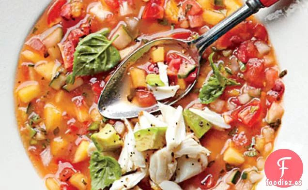 Gazpacho de Verano con Ensalada de Aguacate de las Indias Occidentales