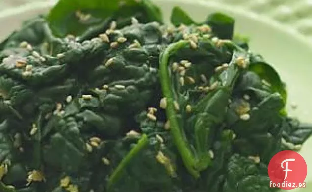 Espinacas Salteadas Con Aceite De Sésamo Tostado