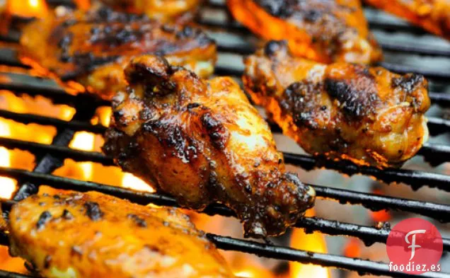 Asar a la Parrilla: Alitas de Pollo de Dragón