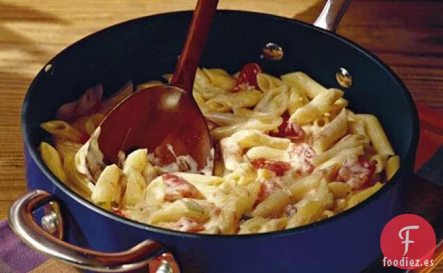 Macarrones Picantes con Tomate y Queso
