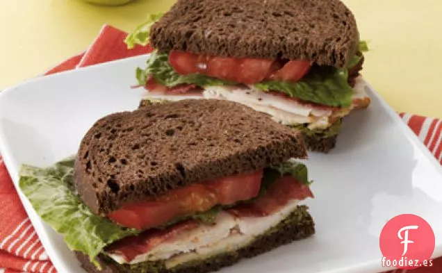 Club de Pavo al Pesto
