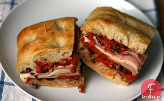 Sandwich de Muffaletta Clásico