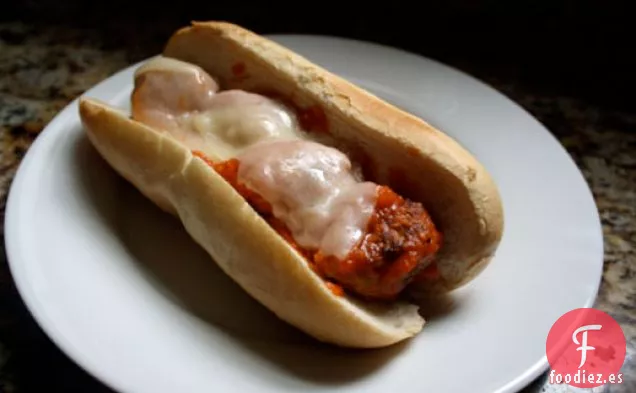 Cena Esta Noche: Sub Albóndigas
