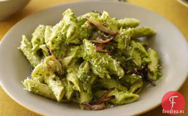 Pasta Con Pesto De Avellanas y espinacas