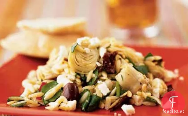 Ensalada Mediterránea de Orzo con Vinagreta de Queso Feta