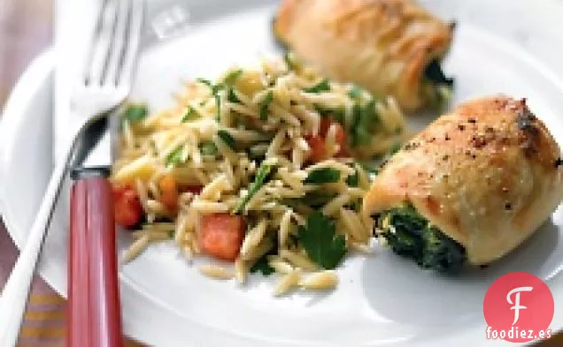 Pollo con Espinacas y brie Con Orzo de Tomate