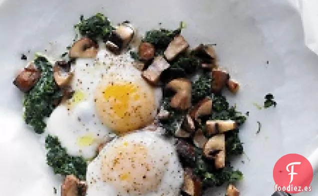 Huevos Con Champiñones Y Espinacas