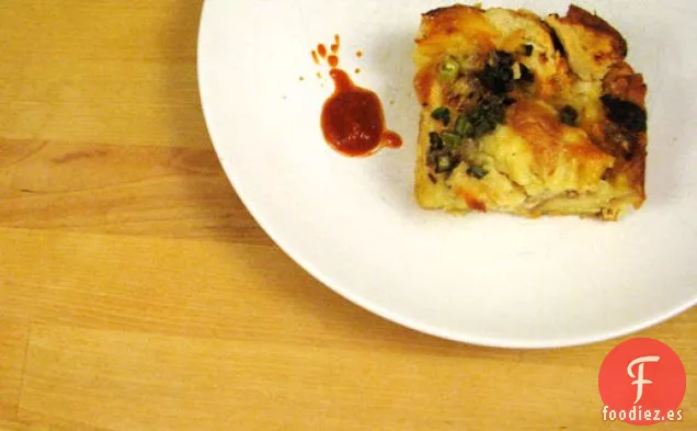 Brunch del Domingo: Estratos de Salchichas y Queso de la mañana de Año Nuevo