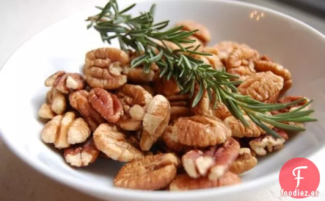 Nueces de Arce, Romero y Bourbon