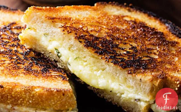 Queso a La Parrilla Clásico Y Sencillo