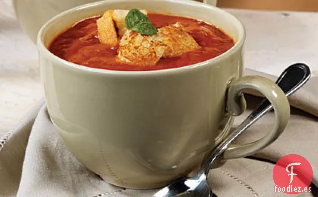 Sopa de Tomate y Tortellini