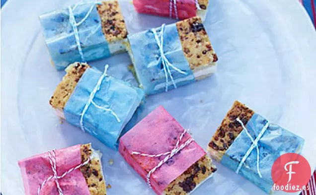 Sándwiches de Helado de Galletas de Nuez y Melocotón con Mantequilla