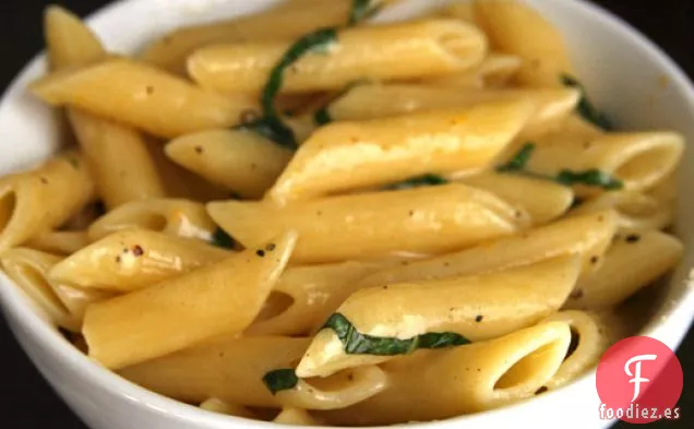 Cena de esta noche: Pasta con Limón Meyer y Albahaca