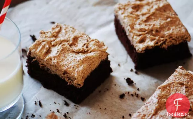 Pastel de Chocolate con Glaseado de Chocolate