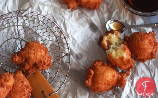 Buñuelos de Yuca y Queso