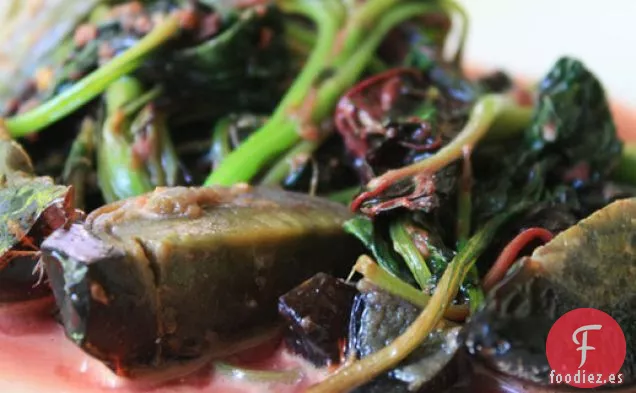 Verduras Hervidas con Huevos de Pato en Conserva