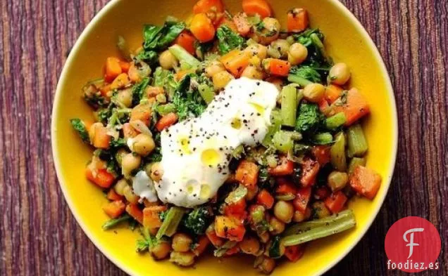 Cocina el Libro: Salteado de Garbanzos con Yogur Griego