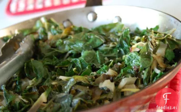 Acelgas Suizas con Ajo y Limón