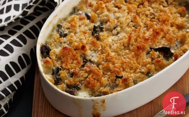 Acelgas Cremosas con Migas de Pan Crujientes
