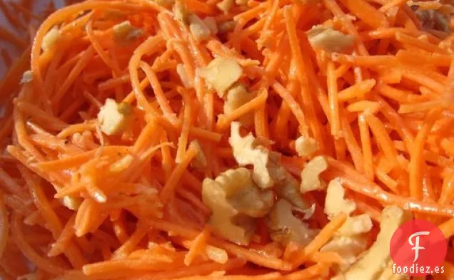 Francés en un instante: Ensalada de Zanahoria Sencilla con Mostaza y Nueces