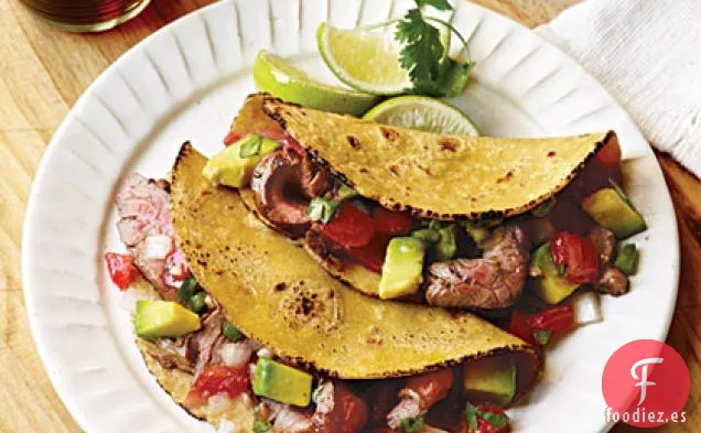 Tacos de Carne Asada con Aguacate Pico de Gallo