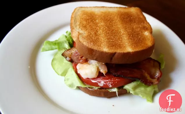 Cena esta noche: BLT con Aguacate y Camarones