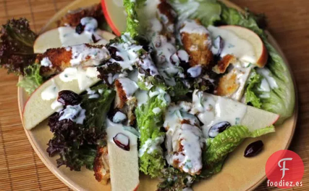 Ensalada Crujiente de Pollo y Manzana