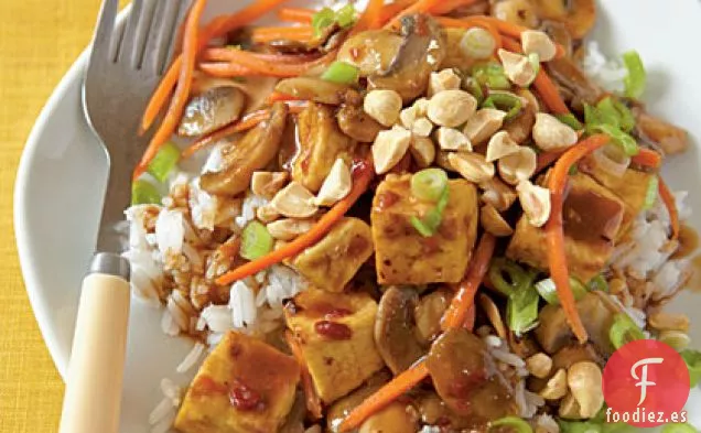 Tofu al estilo Szechuan con Cacahuetes