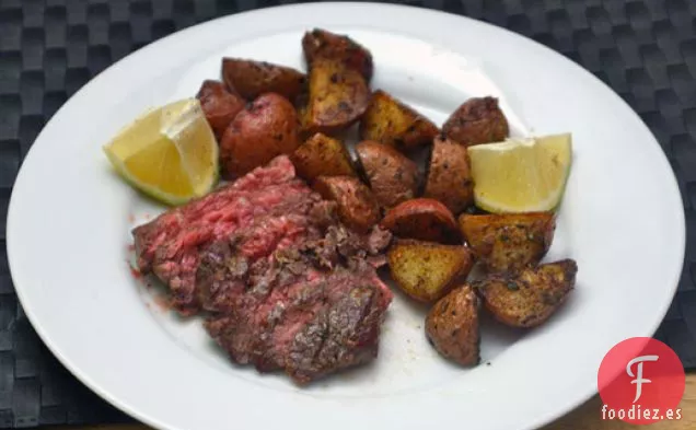 Filete de Falda con Patatas Asadas y Limón