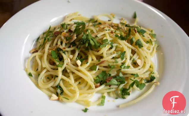 Cena de esta noche: Espaguetis con Bottarga y Almendras