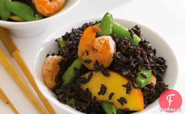 Arroz Negro Prohibido con Camarones, Duraznos y Guisantes