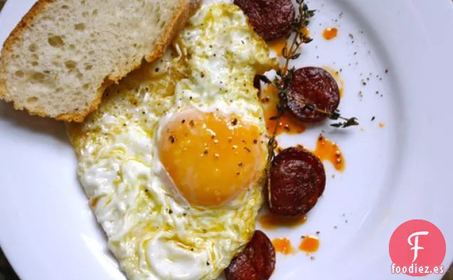 Huevo Frito de José Andrés con Chorizo
