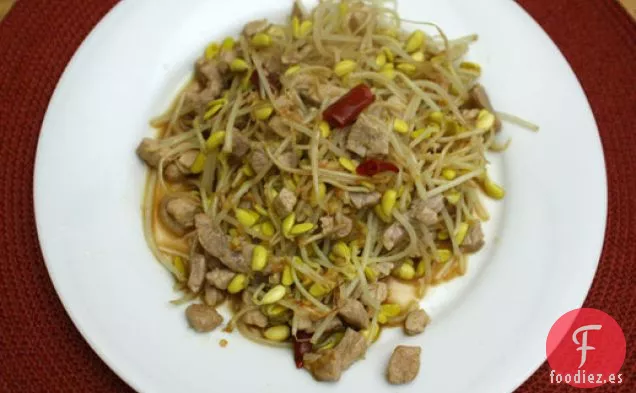 Salteado de Brotes de Soja y Cerdo entre semana