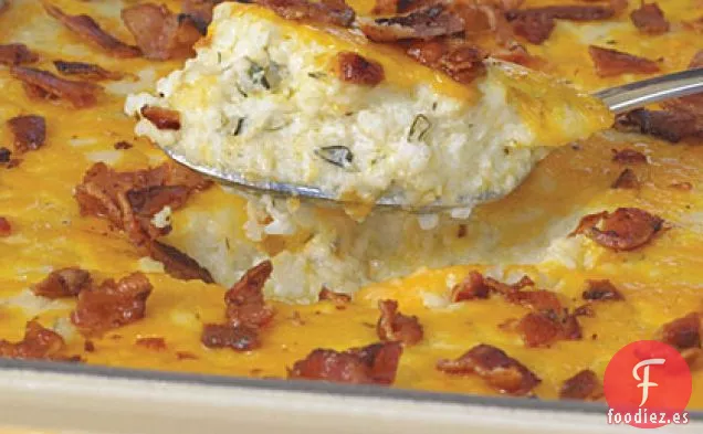 Cazuela de Sémola de Tocino y Queso Cheddar