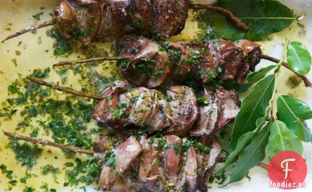 La Cocina Campestre de los Hígados de Pollo a la Parrilla Italianos con Salsa de Limón