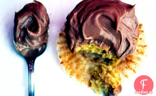 Cupcakes de Calabaza Amarilla con Glaseado de Chocolate