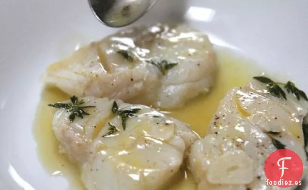 Lubina Estofada al vapor de River Cottage con Tomillo y Limón