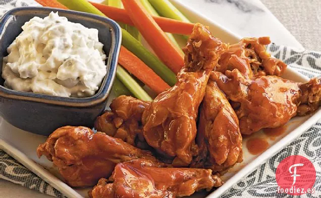 Bidones Estilo Búfalo con Salsa de Queso Azul