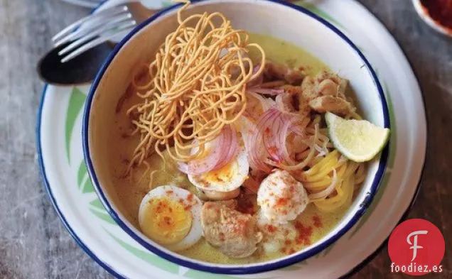 Fideos con Salsa de Coco de Naomi Duguid