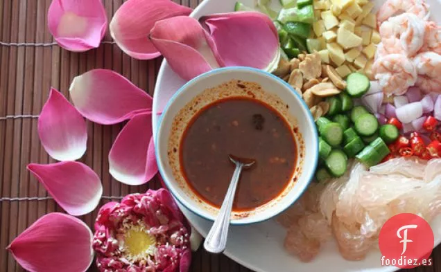Ensalada Tailandesa de Pomelo y Camarones (Miang Som O)