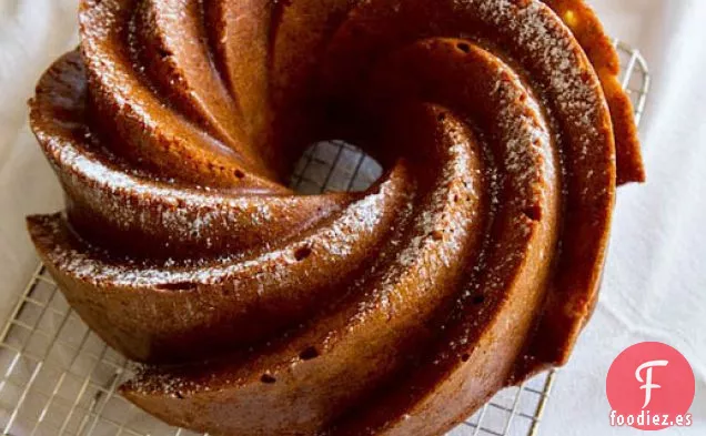 Tarta de Crema Agria de Manzana y Canela con Espelta