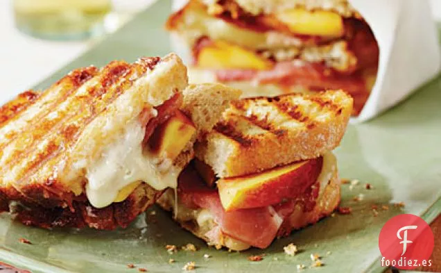 Panini de Jamón y Melocotón de Campo