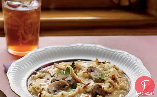 Sopa de Pollo, Champiñones y Arroz Silvestre