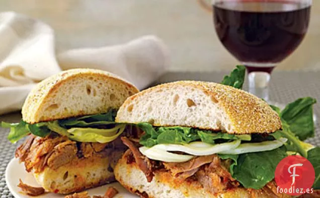 Sándwiches de Hinojo y Cerdo a la pimienta de Alepo