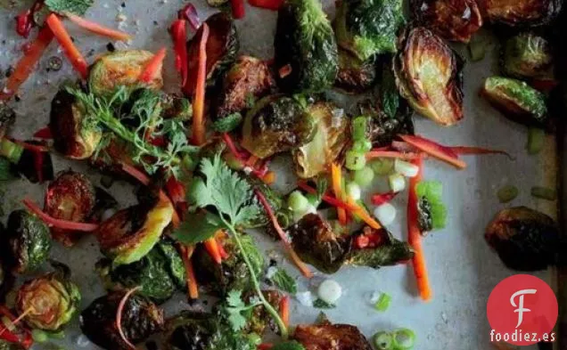 Coles de Bruselas calientes de Nicolaus Balla con Miel, Alcaravea y Lima (Barra Tartina)