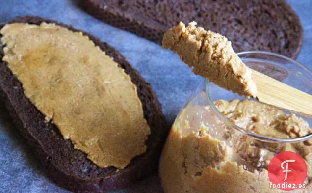 Crema de Cacahuete al Curry (Salsa Satay Tailandesa)