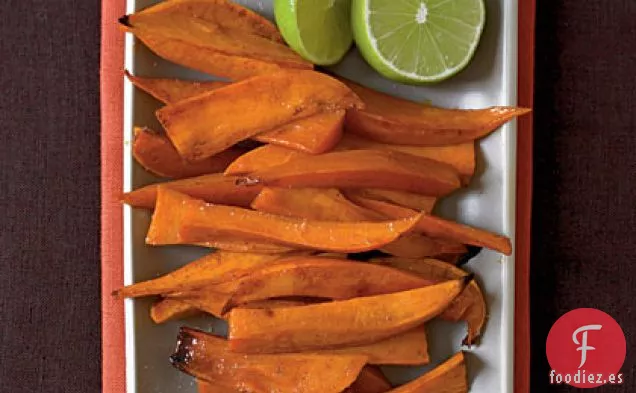 Lanzas de Batata Glaseada con Chipotle con Lima