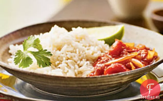 Arroz de Coco con Salsa de Tomate Picante (Nasi Lemak con Tomate Sambal)